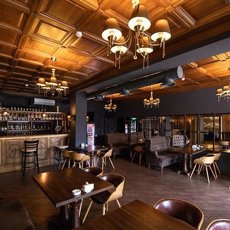 Dioskuria Hotel Szuhumi Kültér fotó