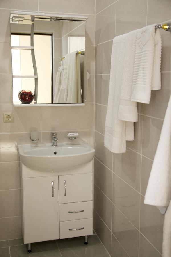Dioskuria Hotel Szuhumi Kültér fotó